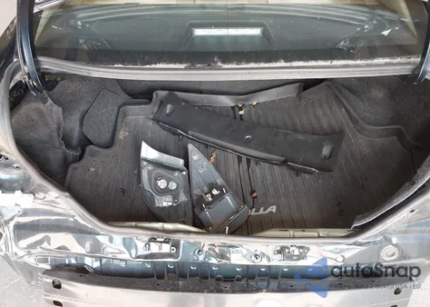 2018 Toyota Corolla Le z USA, uszkodzony, nr VIN 2T1BURHEXJC001200